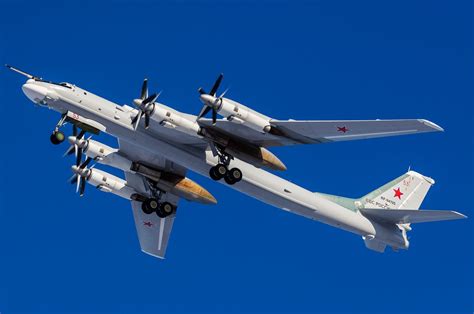 bomber vom typ tu-95ms